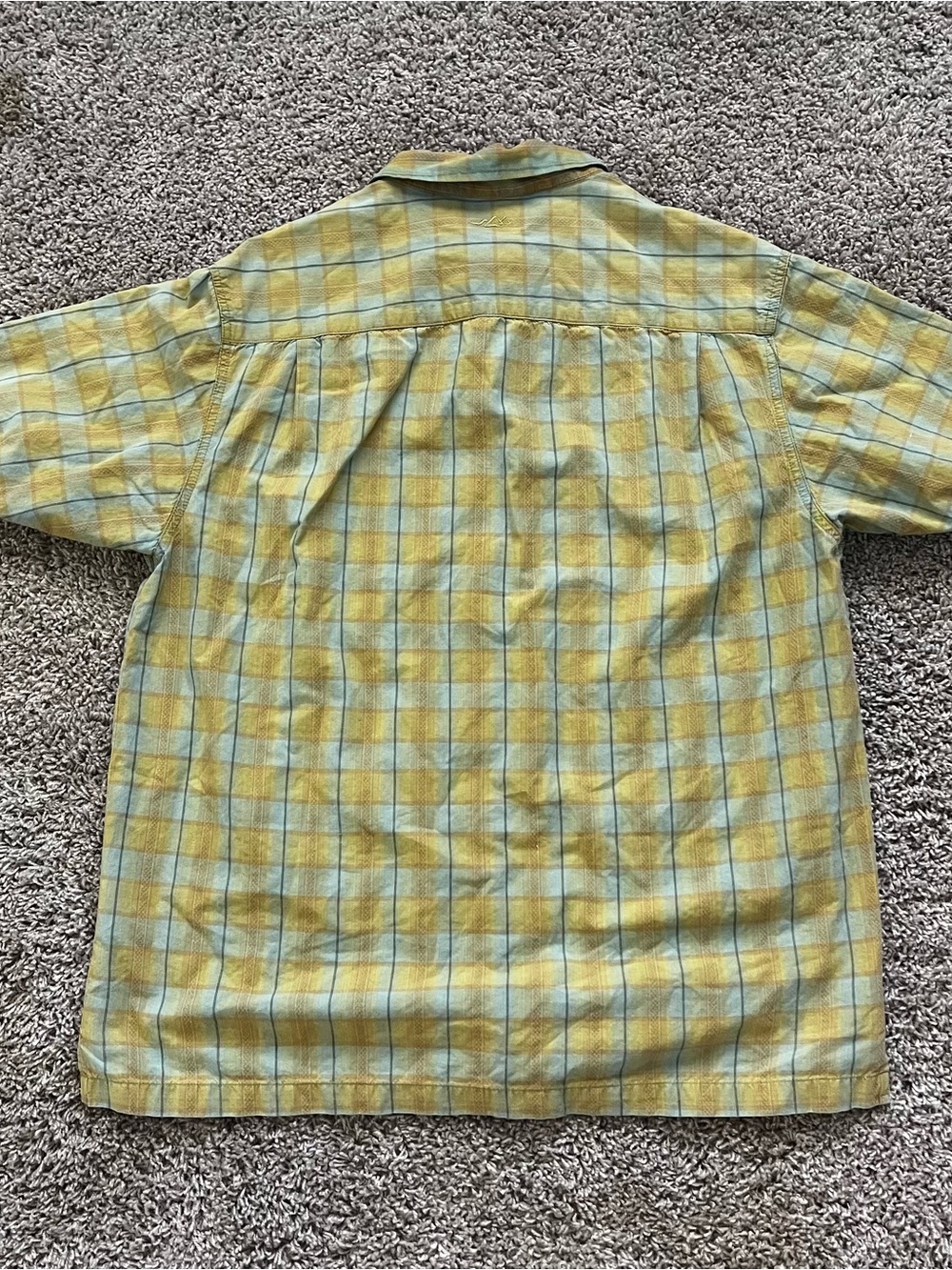 Columbia Men’s Yellow and Green Plaid Short-Sleeve Button-Down Shirt - Picture 6 of 7